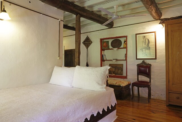 Cottage 5 6